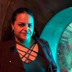 Meet your Posher, Raquel